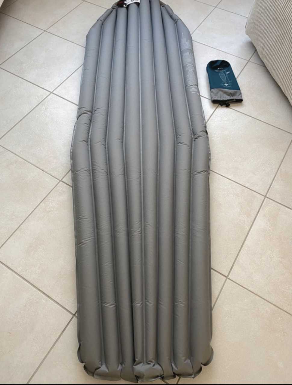 image 4 de Matelas gonflable de trekking - MT500 air L - 180 x 52 cm - 1 personne - 510g